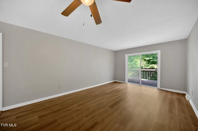 $215,000 | 1559 Colony Park Drive, Unit 37, Johnson City, TN 37604