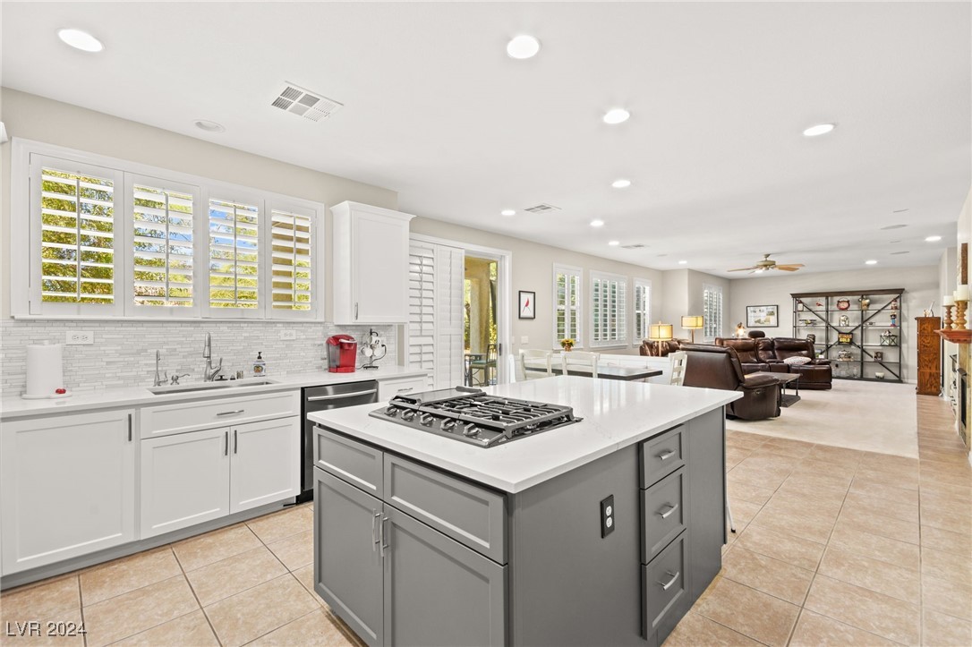 2294 Lyrical Road Henderson, NV 89052 - Photo 15 of 66