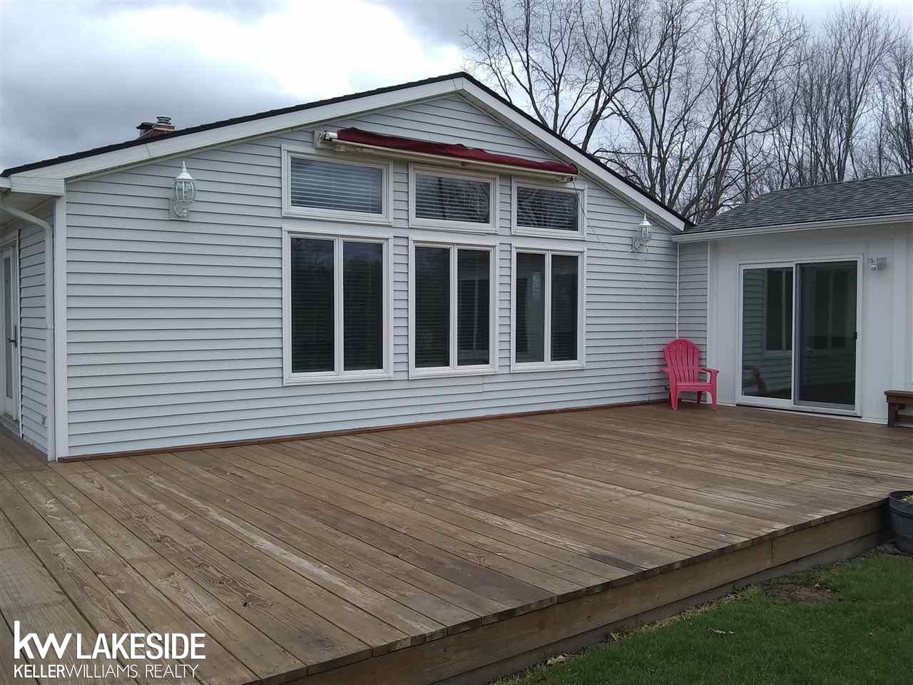 70727 Fisher Road Romeo, MI 48065 - Photo 26 of 32 Automatic Awning!