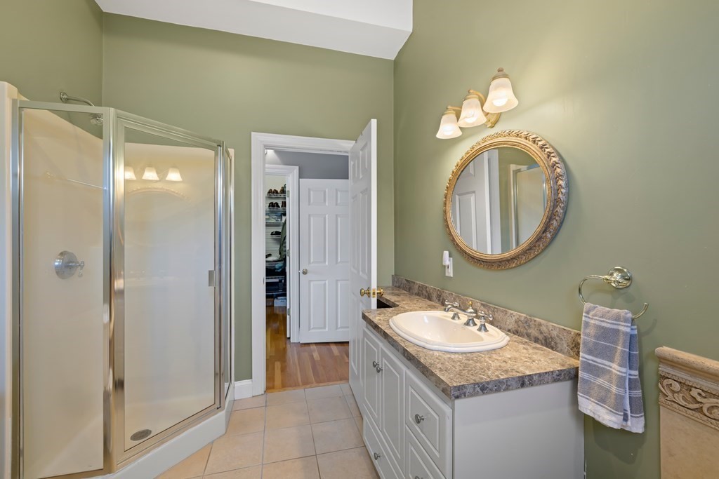 238 Ashcroft Road Medford, MA 02155 - Photo 17 of 25 Gallery Image 17