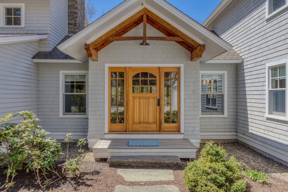 260 Samoset Road Boothbay Harbor, ME 04538 - Photo 2 of 37 2