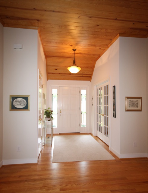4031 Venable Road Kents Store, VA 23084 - Photo 9 of 47 a view of a livingroom with wooden floor