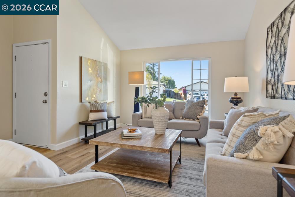 1394 Morning View Court Concord, CA 94521 - Photo 4 of 38