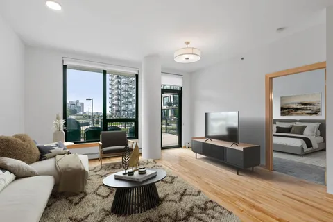 $469,900 | 1240 South 2nd Street, Unit 225, Minneapolis, MN 55415