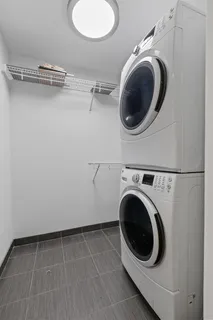 $469,900 | 1240 South 2nd Street, Unit 225, Minneapolis, MN 55415