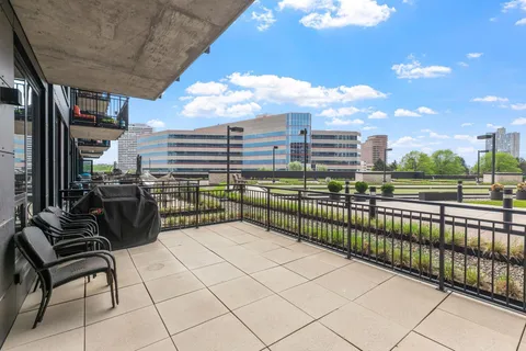 $469,900 | 1240 South 2nd Street, Unit 225, Minneapolis, MN 55415