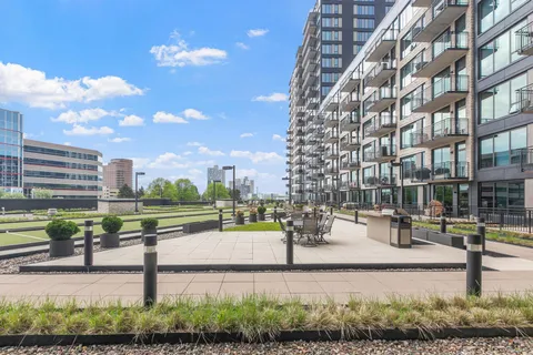 $469,900 | 1240 South 2nd Street, Unit 225, Minneapolis, MN 55415