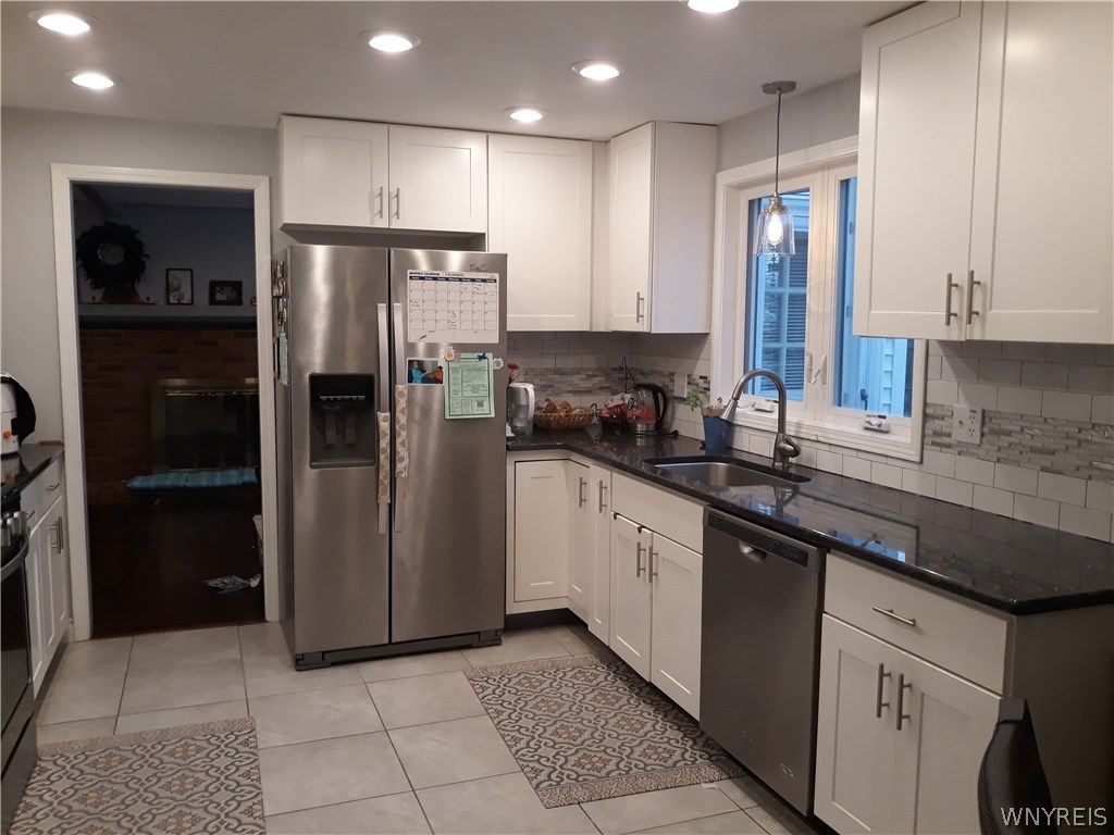 189 Exeter Road Amherst, NY 14221 - Photo 7 of 18