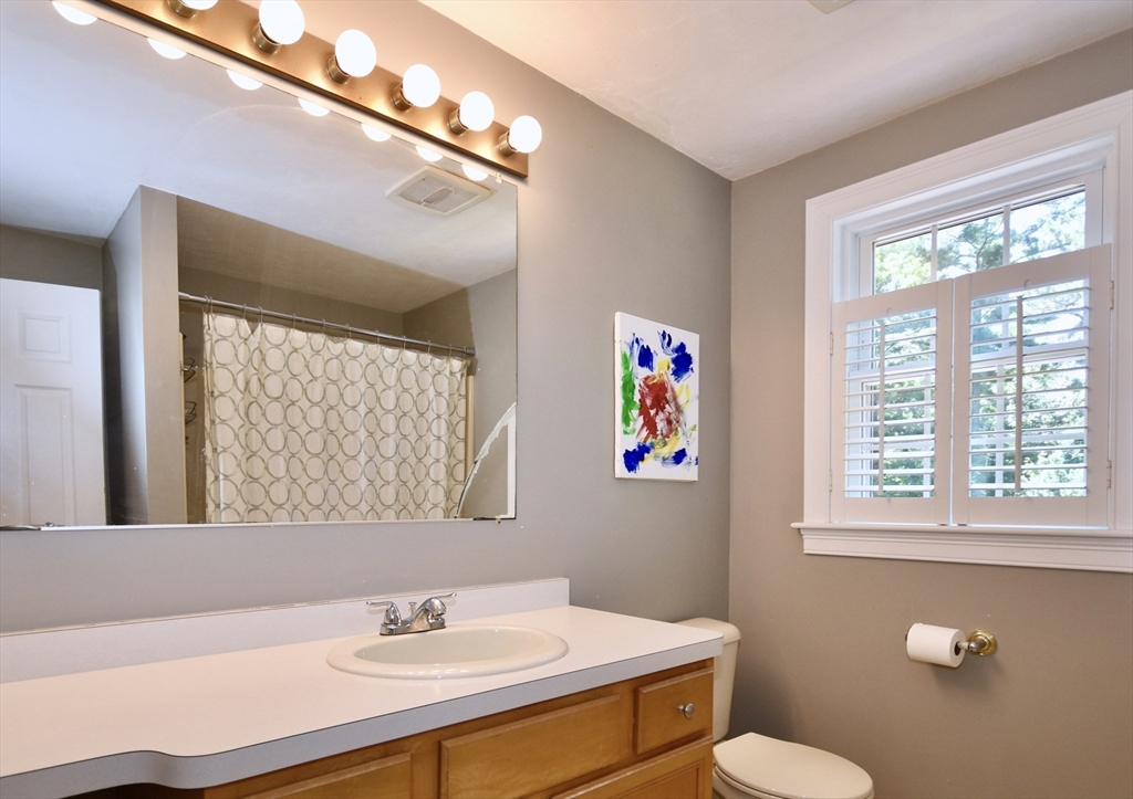 16 Deer Run Road Kingston, MA 02364 - Photo 15 of 27
