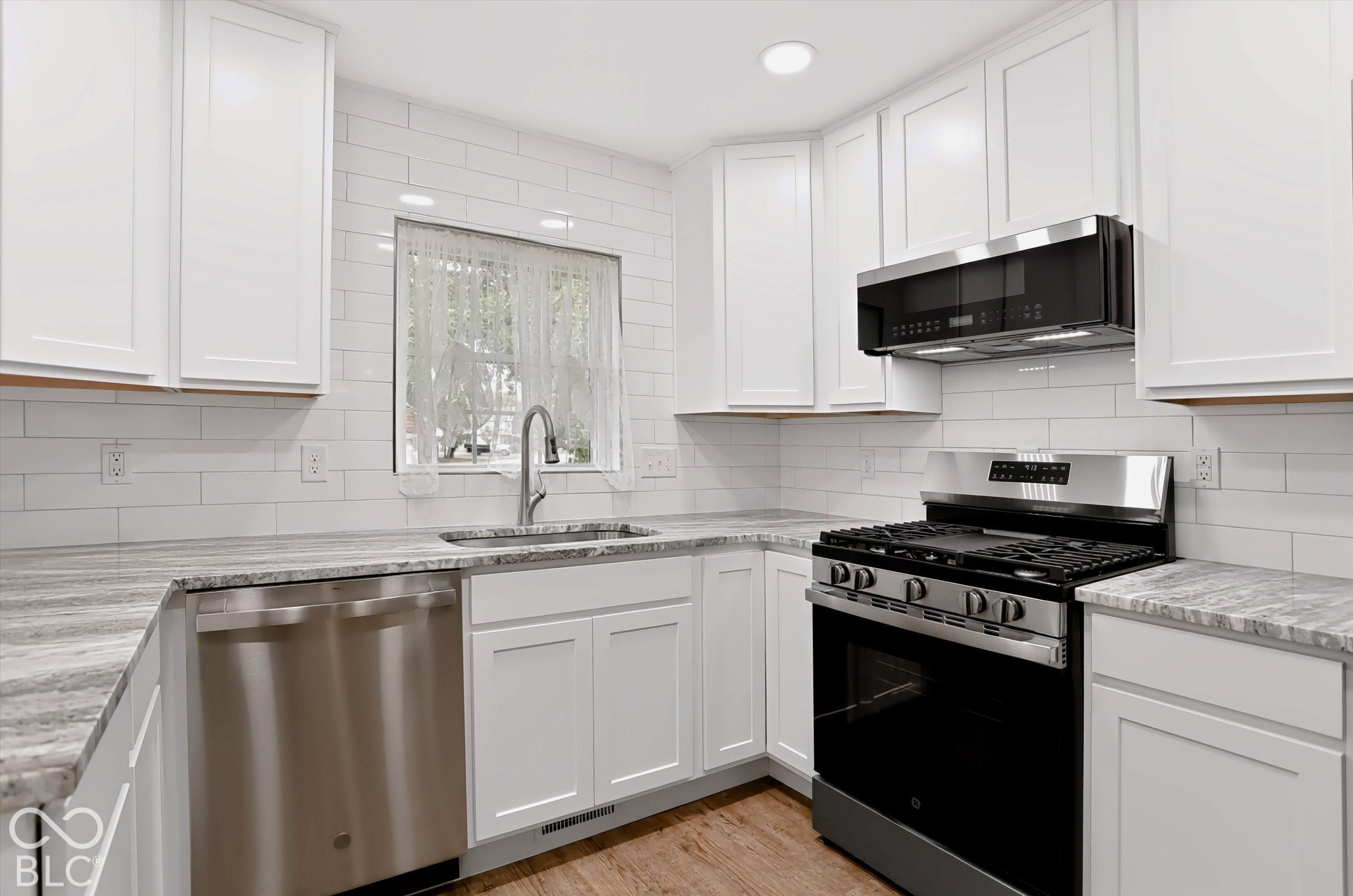 7902 Alexander Street Indianapolis, IN 46259 - Photo 19 of 53 Gallery Image 19