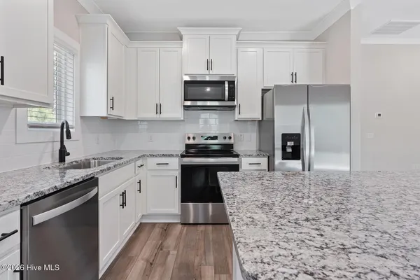 $371,900 | 210 South Umbrella Palm Drive, Hampstead, NC 28443