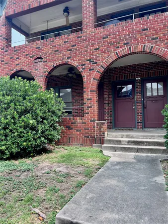 $1,395 | 320 West Polk Street, Unit 2, Houston, TX 77019