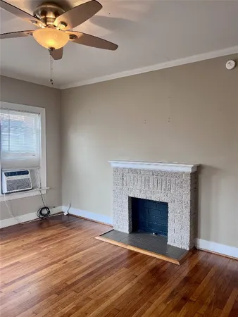 $1,395 | 320 West Polk Street, Unit 2, Houston, TX 77019