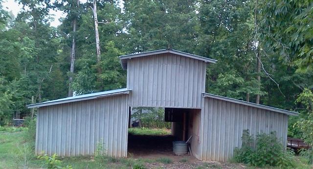 1206 Denny Road Dickson, TN 37055 - Photo 17 of 20 Front of Barn