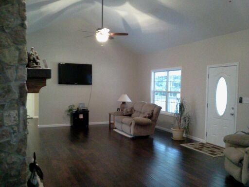 1206 Denny Road Dickson, TN 37055 - Photo 2 of 20 Huge Great Room