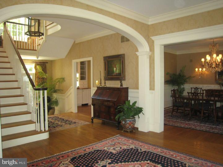 125 Brooke Farm Road Wayne, PA 19087 - Photo 2 of 22 Foyer