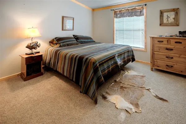 $12,000,000 | 648 County Road 2205, Ivanhoe, TX 75447