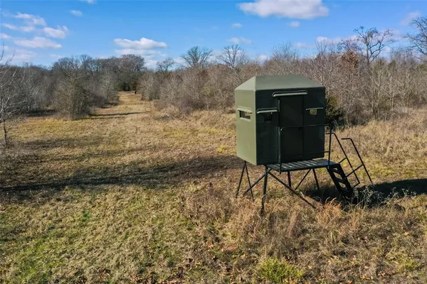 $12,000,000 | 648 County Road 2205, Ivanhoe, TX 75447