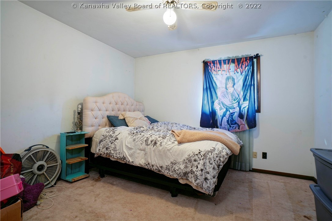 734 Hunter Road Charleston, WV 25311 - Photo 20 of 24 Apartment Bedroom