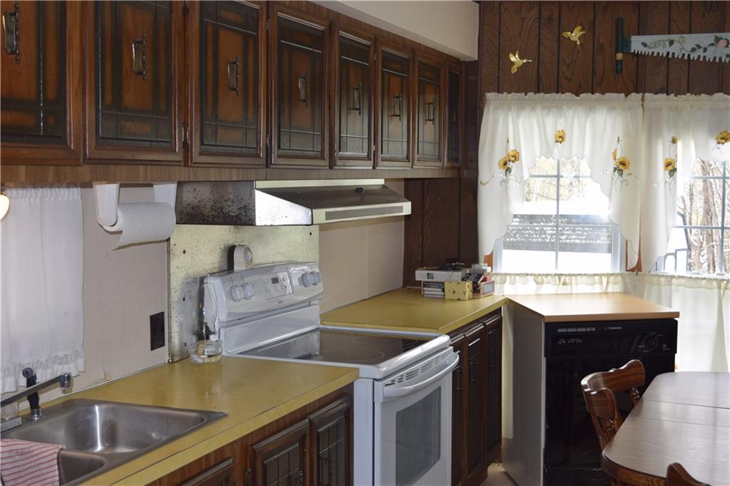 348 Mc Clelland Road Mercer, PA 16137 - Photo 3 of 15 Gallery Image 3