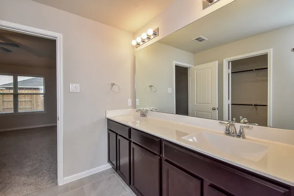 $2,400 | 1427 Central Heights Drive, Missouri City, TX 77459