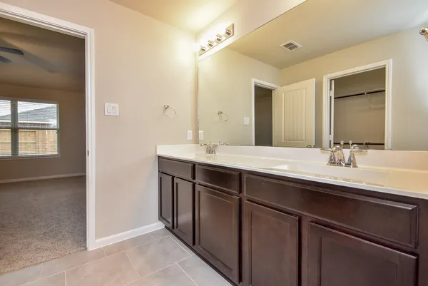 $2,400 | 1427 Central Heights Drive, Missouri City, TX 77459