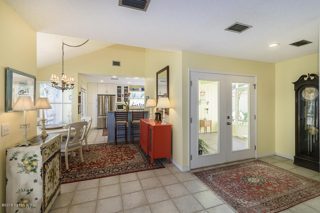 1767 Seminole Road Atlantic Beach, FL 32233 - Photo 8 of 36 a view of a living room