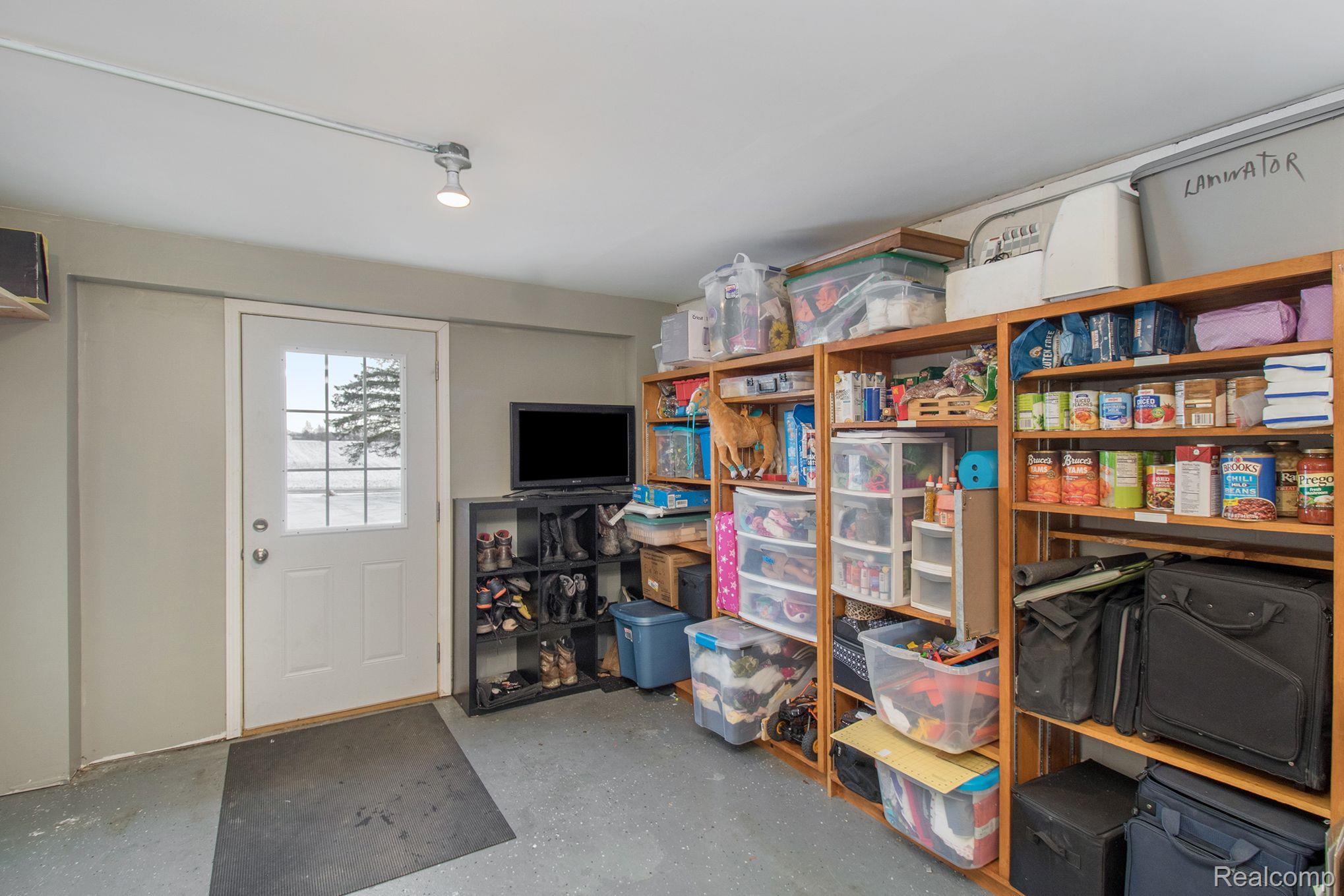 1418 Clark Road Lapeer, MI 48446 - Photo 17 of 26 Gallery Image 17