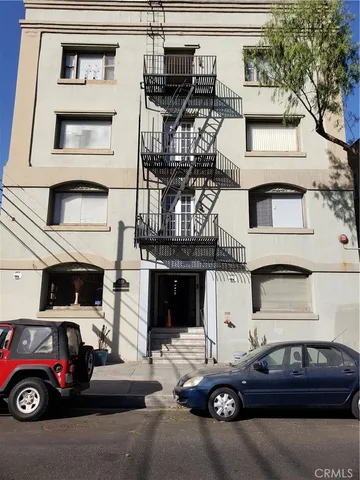 a car parked in front of a building