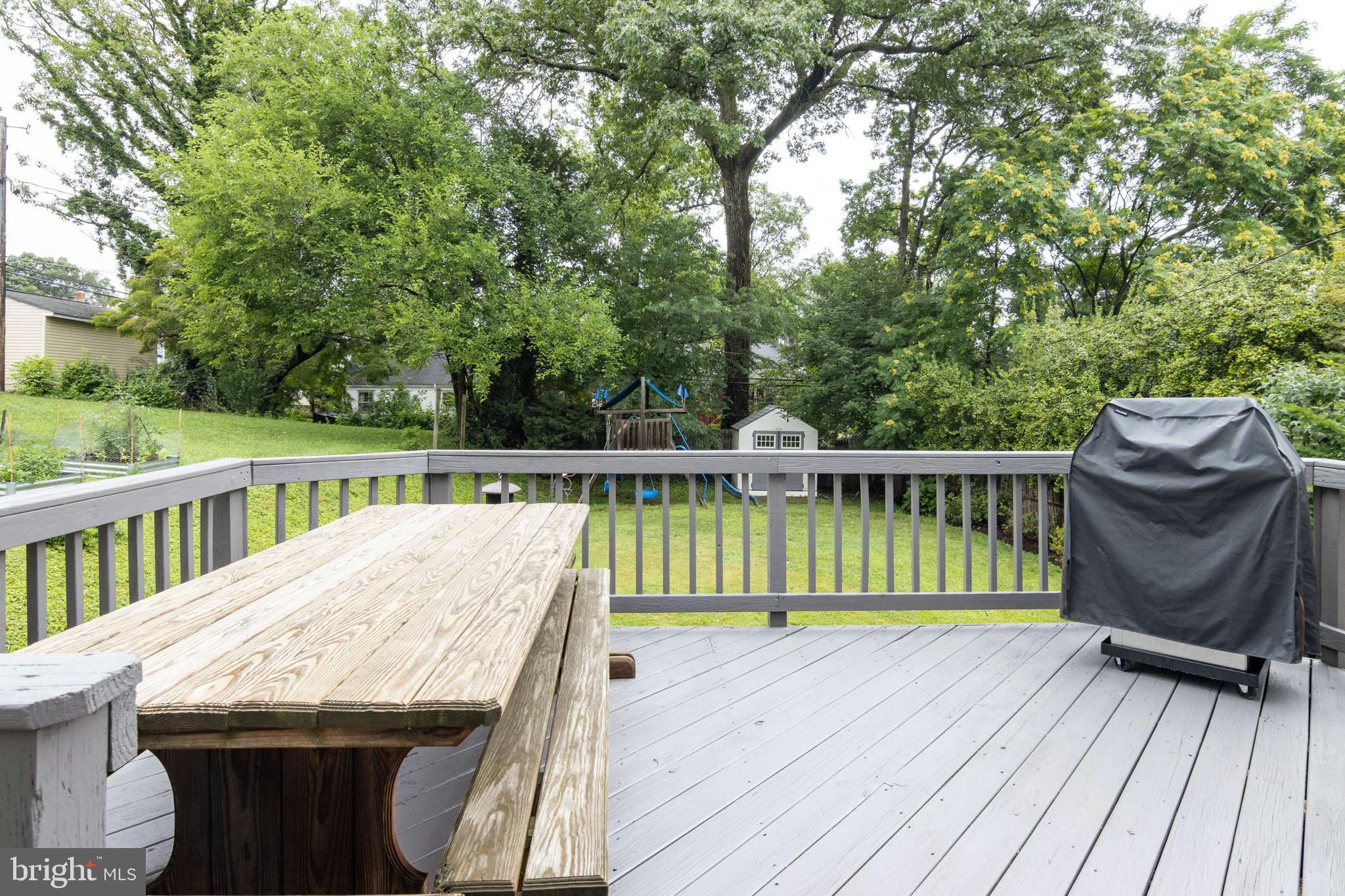 44 Belfast Road Lutherville-Timonium, MD 21093 - Photo 31 of 34 Freshly painted deck