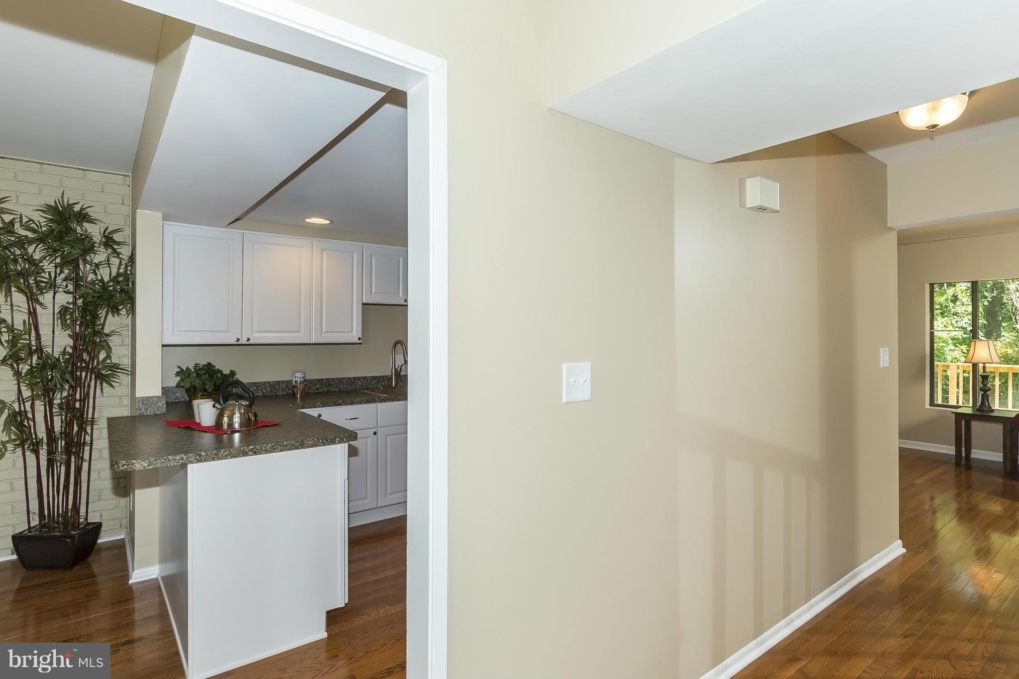 9728 Basket Ring Road Columbia, MD 21045 - Photo 2 of 30 Interior (General)