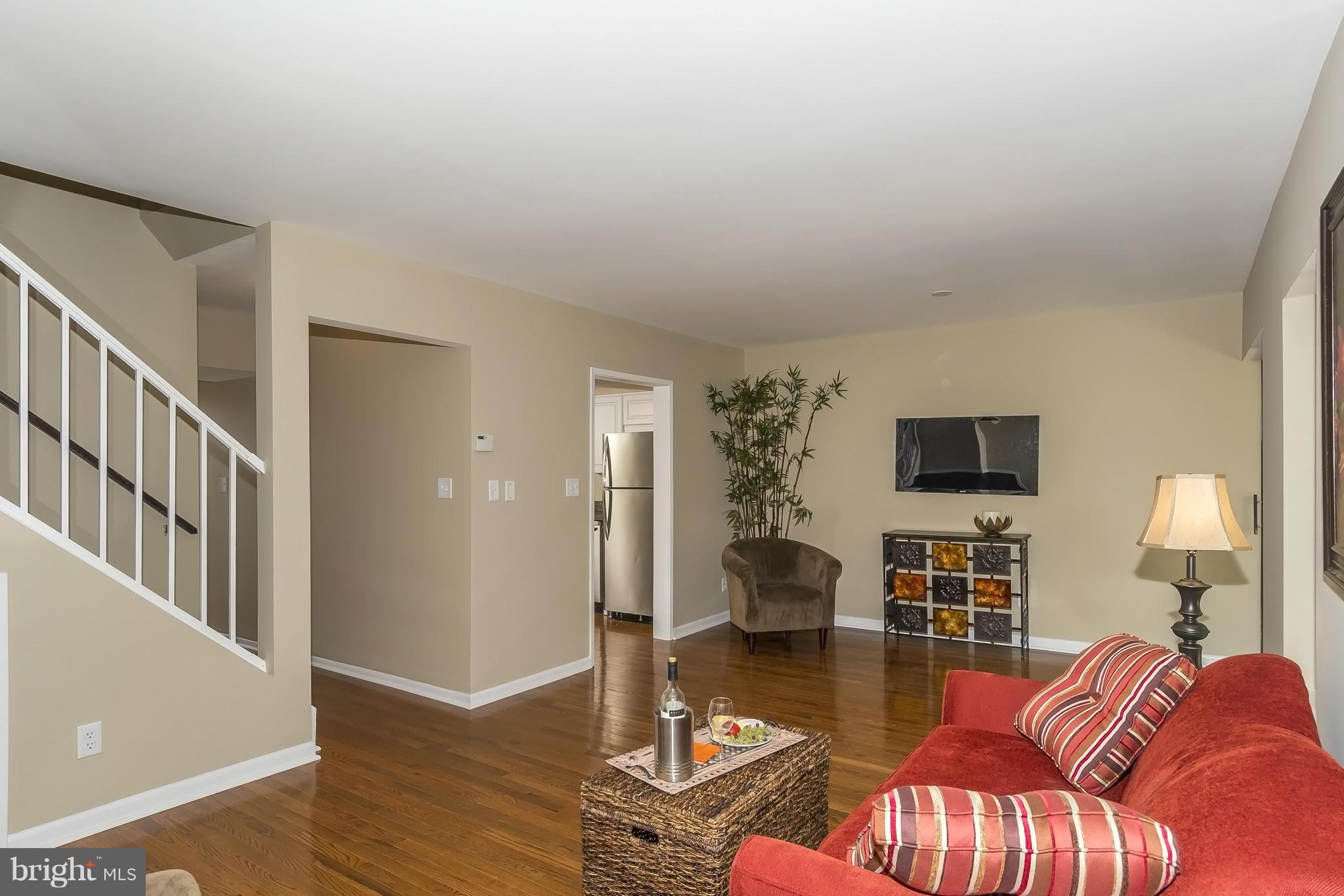 9728 Basket Ring Road Columbia, MD 21045 - Photo 9 of 30 Living Room