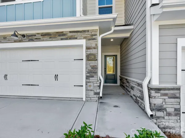 $435,000 | 229 Alluvium Lane, Waxhaw, NC 28173