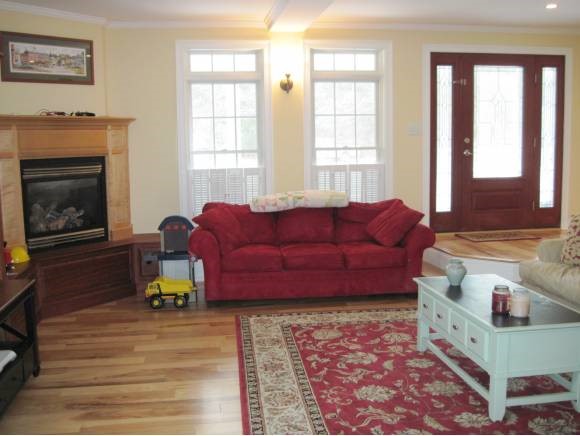 61 Linden Street Exeter, NH 03833 - Photo 4 of 35 Gallery Image 4