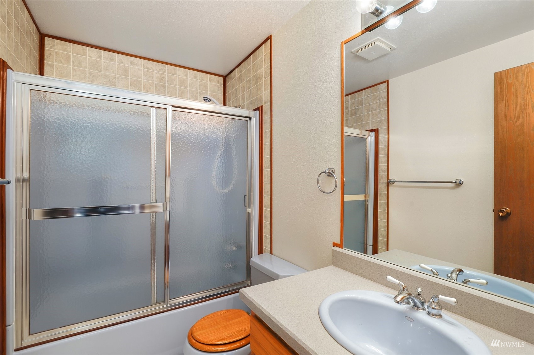 11033 Southeast 182nd Street Renton, WA 98055 - Photo 19 of 36 Gallery Image 19