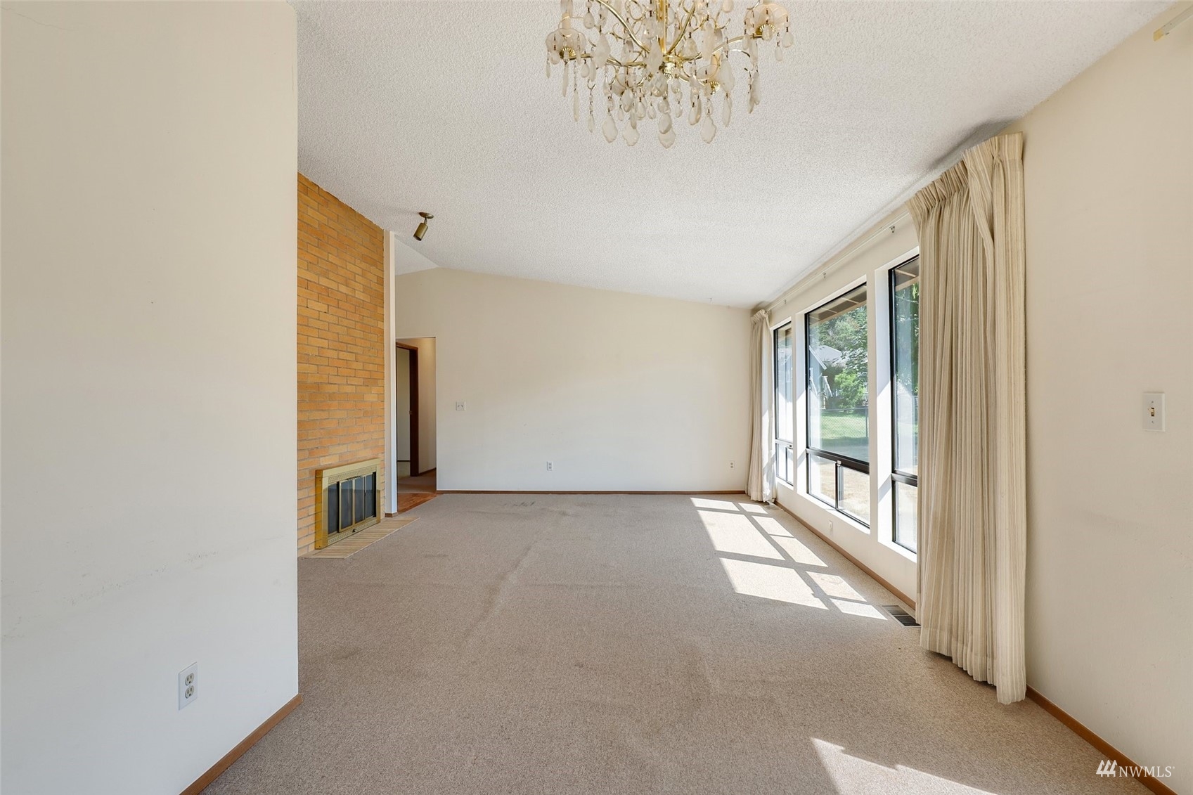 11033 Southeast 182nd Street Renton, WA 98055 - Photo 9 of 36 Gallery Image 9