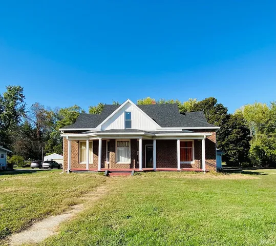 $164,900 | 304 West Pike Avenue, Petersburg, IN 47567