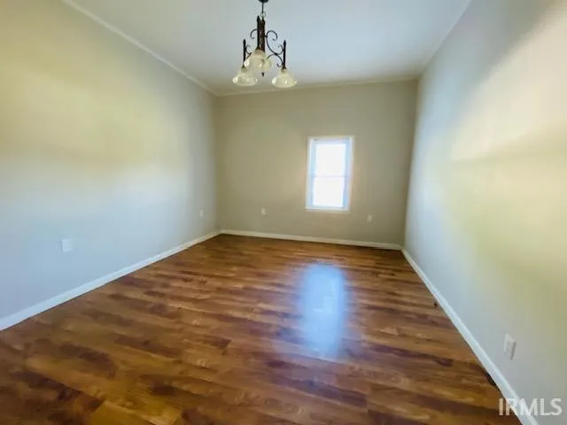 $164,900 | 304 West Pike Avenue, Petersburg, IN 47567