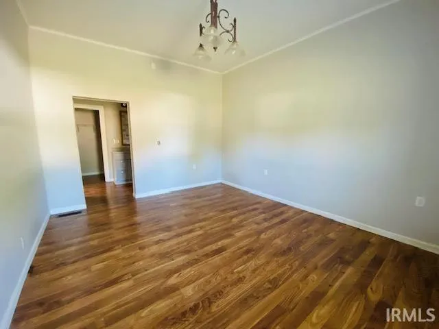 $164,900 | 304 West Pike Avenue, Petersburg, IN 47567