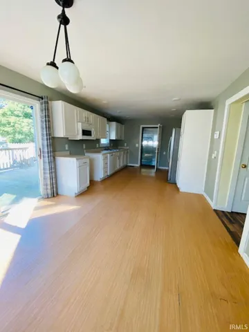 $164,900 | 304 West Pike Avenue, Petersburg, IN 47567