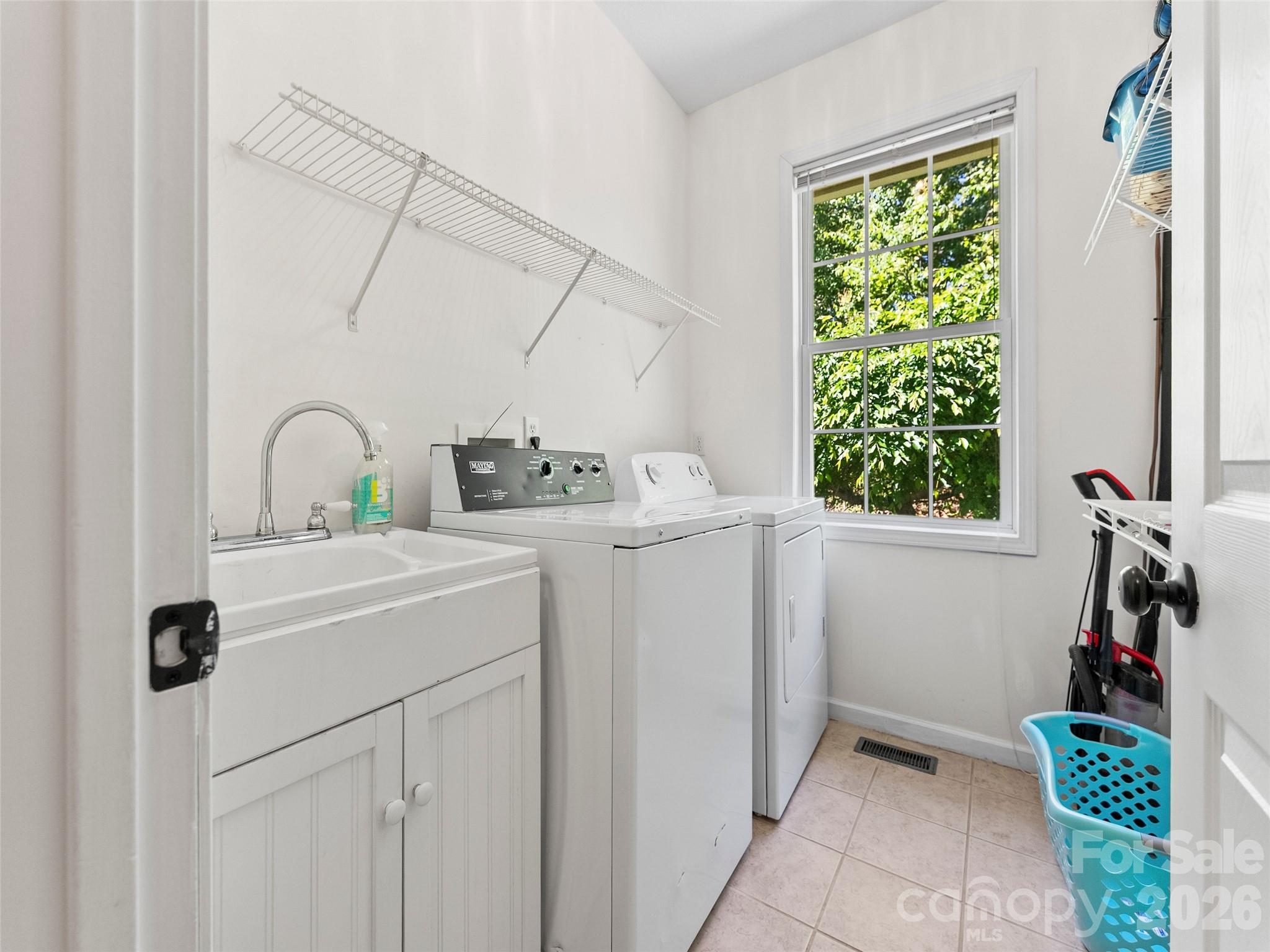 64 Wyoming Road Asheville, NC 28803 - Photo 17 of 42