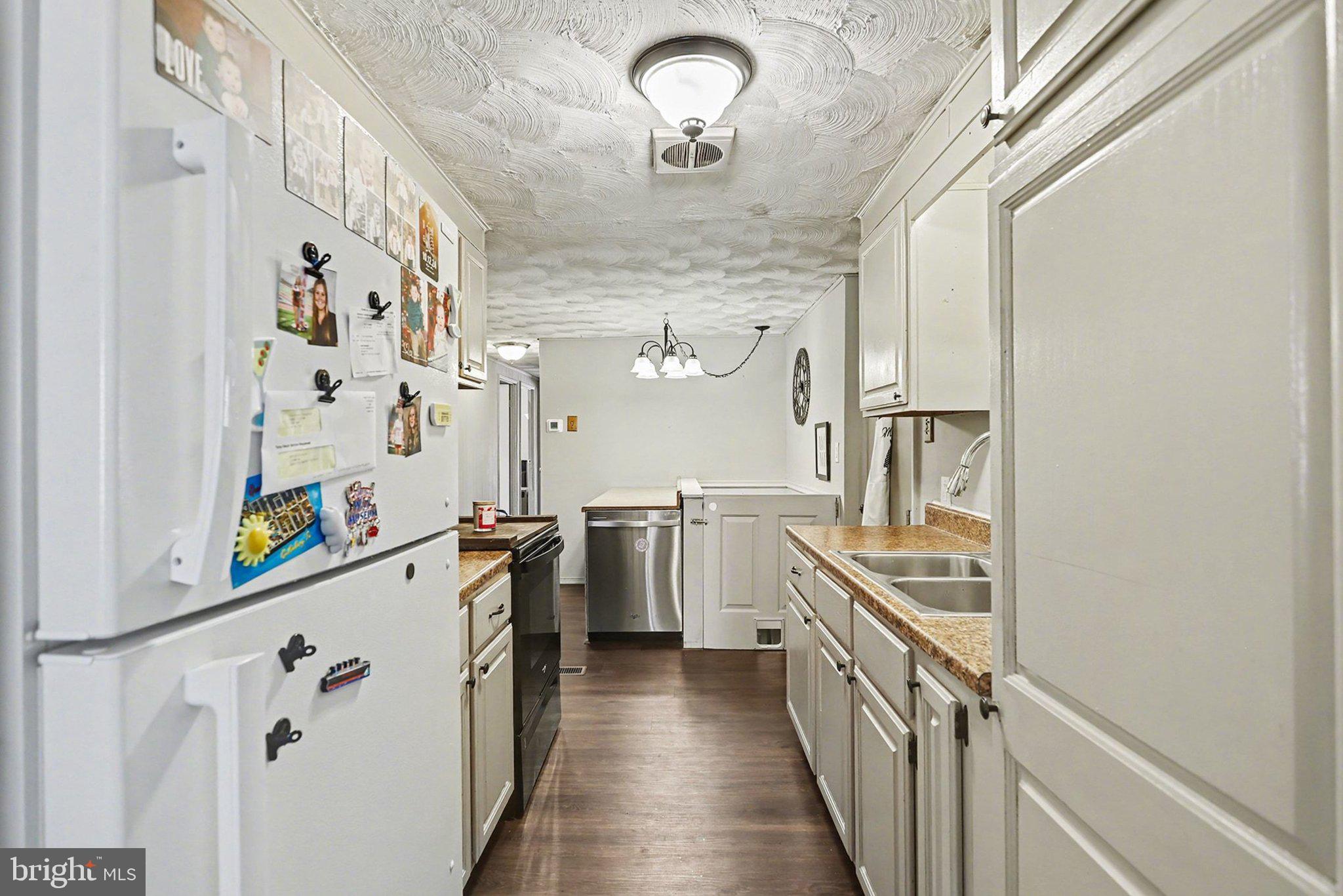 32 Pine Road Abbottstown, PA 17301 - Photo 3 of 32 Gallery Image 3