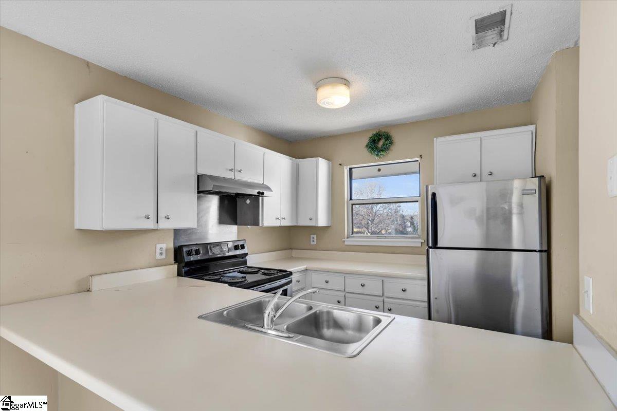 2601 Duncan Chapel Road, Unit J302 Greenville, SC 29617 - Photo 11 of 30