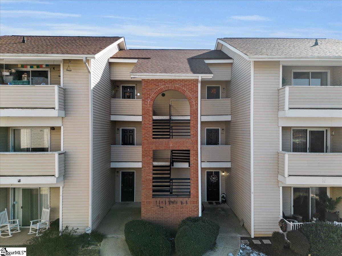 2601 Duncan Chapel Road, Unit J302 Greenville, SC 29617 - Photo 2 of 30