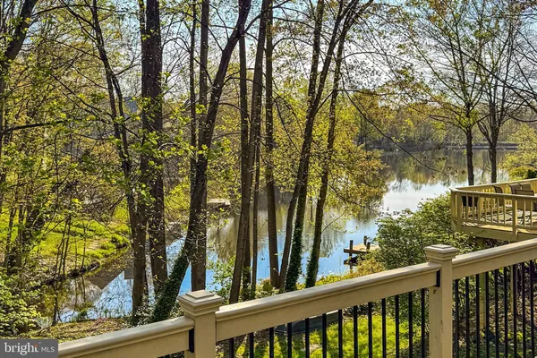 $1,350,000 | 1563 Harpers Cove Lane, Reston, VA 20194