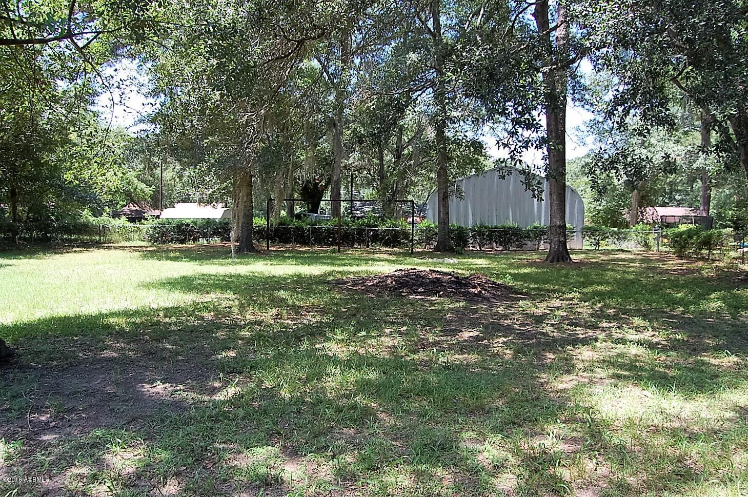 3 Country Manor Road Beaufort, SC 29906 - Photo 29 of 31 DSC_0688