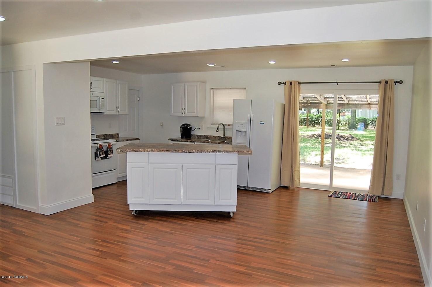 3 Country Manor Road Beaufort, SC 29906 - Photo 10 of 31 DSC_0676