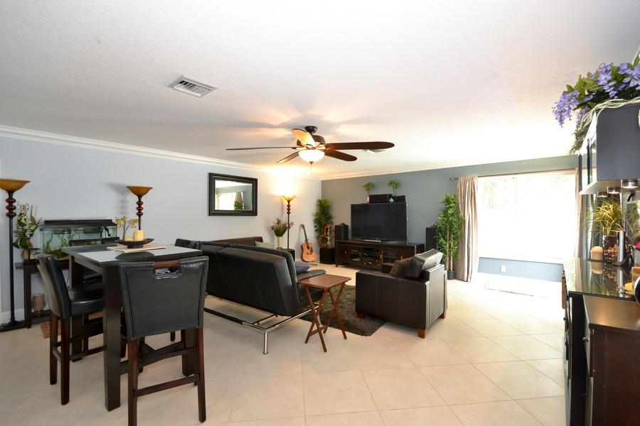 117 Gregory Road West Palm Beach, FL 33405 - Photo 5 of 11 Family Room