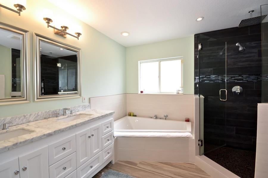 117 Gregory Road West Palm Beach, FL 33405 - Photo 8 of 11 Master Bathroom
