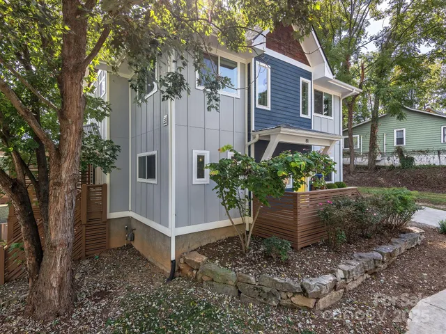 $699,900 | 81 Tremont Street, Asheville, NC 28806